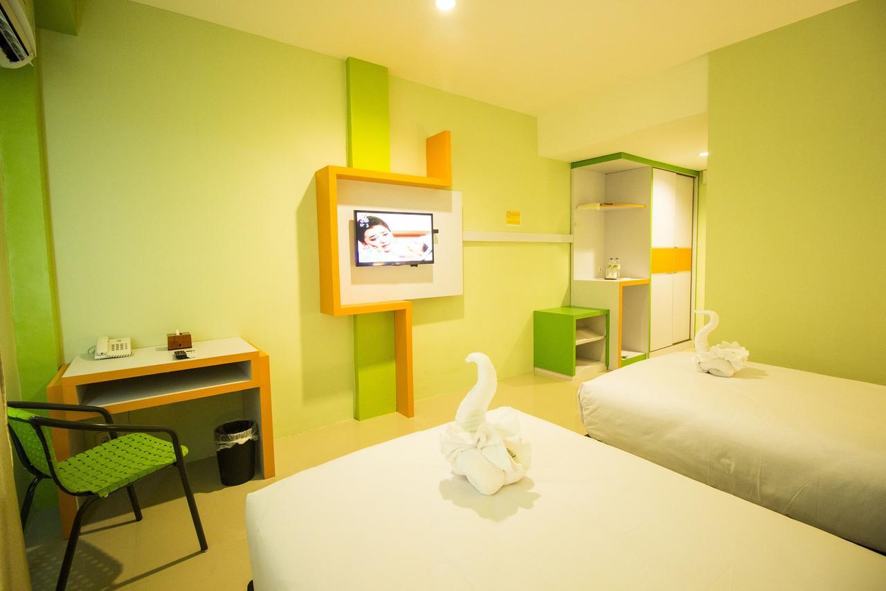 Hannah Hotel Syariah Painan Exterior foto