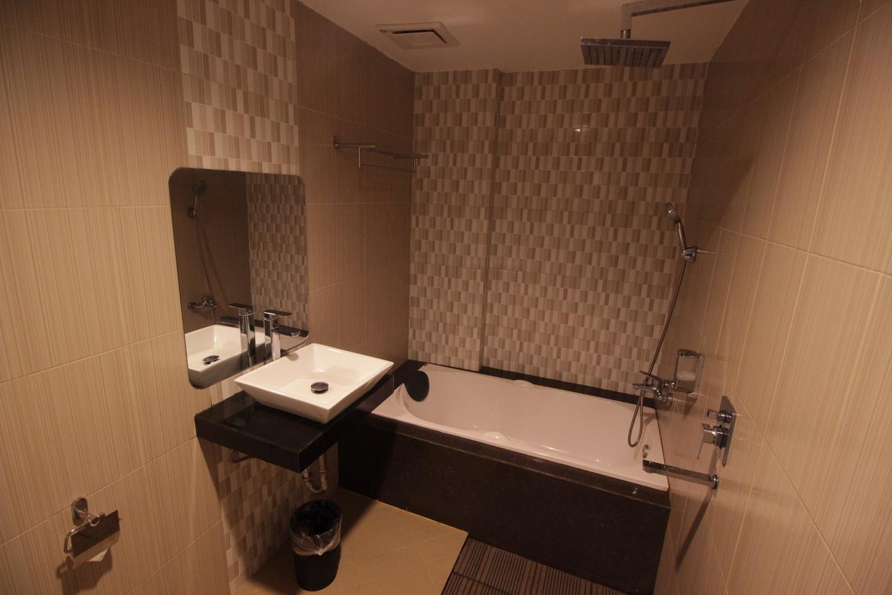 Hannah Hotel Syariah Painan Exterior foto