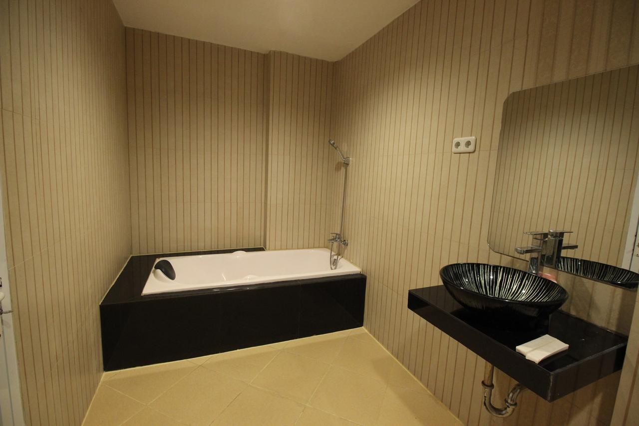 Hannah Hotel Syariah Painan Exterior foto